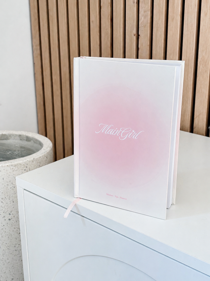 MainGirl Book